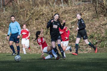 Bild 69 - F Rot Schwarz Kiel - SV Henstedt Ulzburg 2 : Ergebnis: 1:1